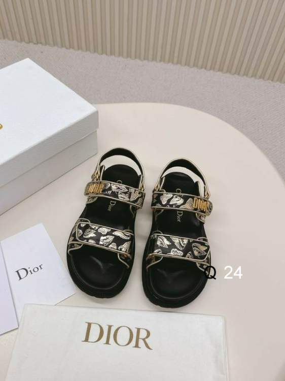 Picture of Dior Shoes _SKUDiorsz35-40RW07073336